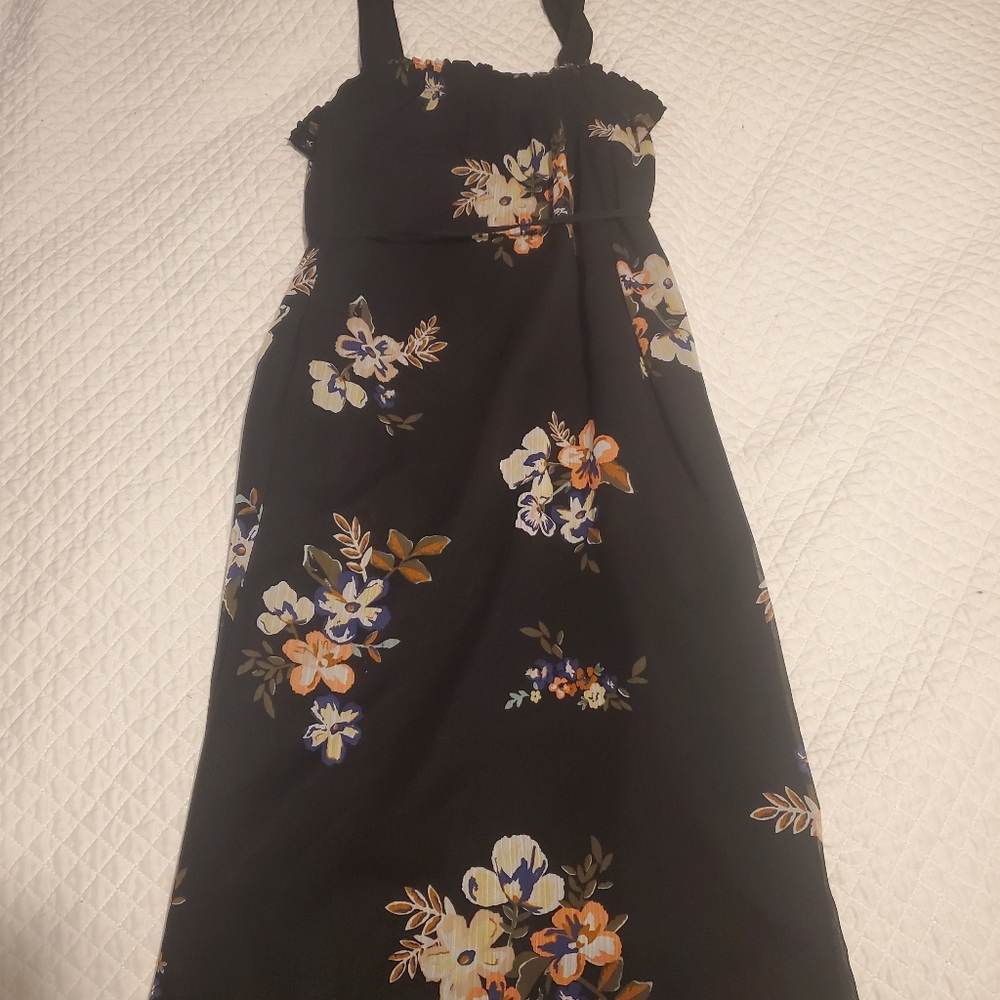 Liz Lange Maternity dress